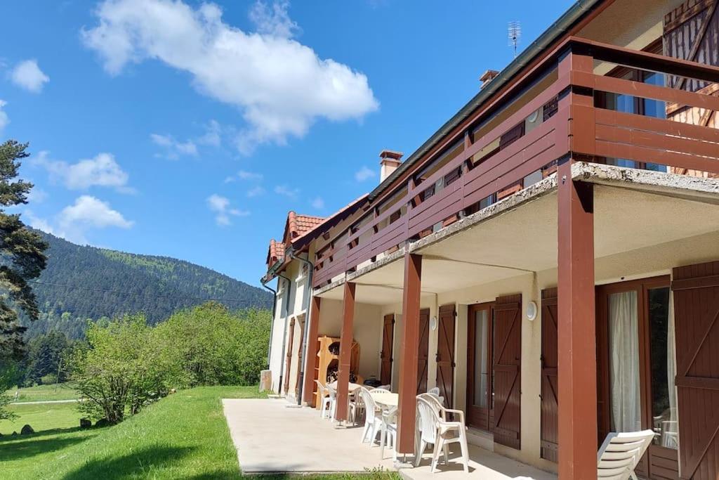 Maison De La Foret Magique. Chalet